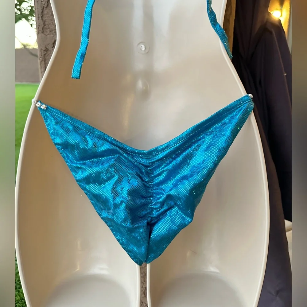 Custom Competition Bikini - Picture 3 of 3